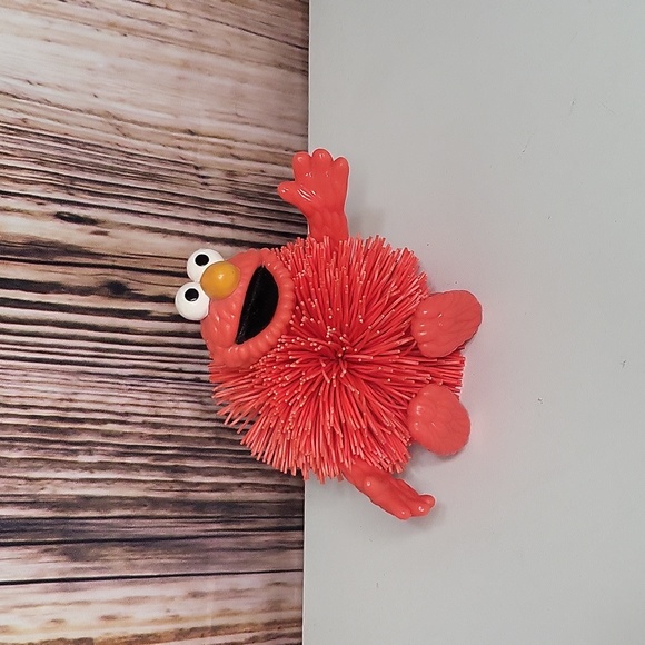 Small Vintage 1990s Koosh ball Sesame Street SG - Picture 1 of 9